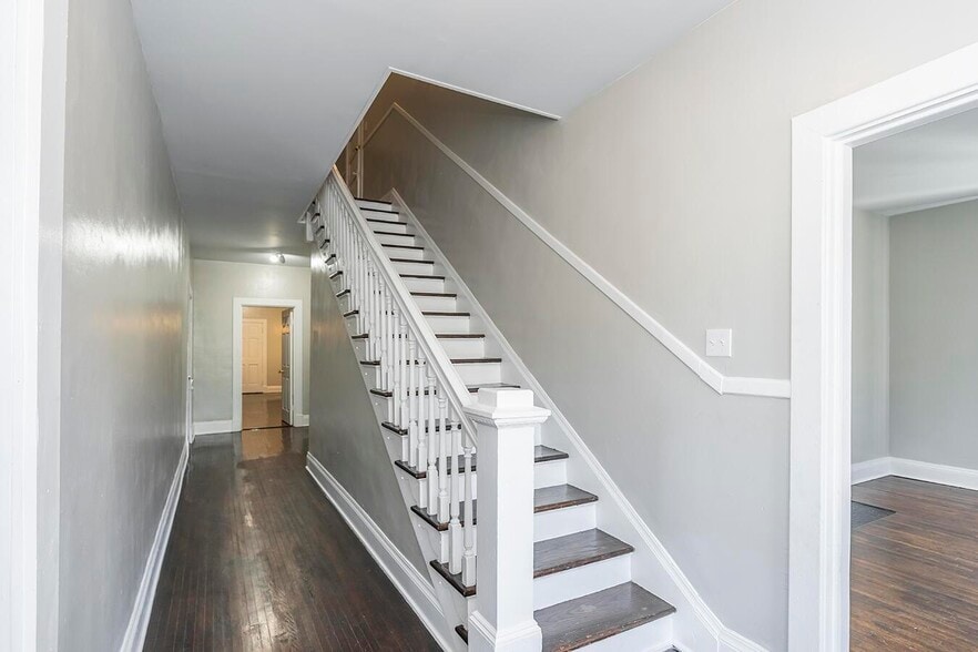 More Photos Of 265 S Highland St, Winchester Apartments For Sale