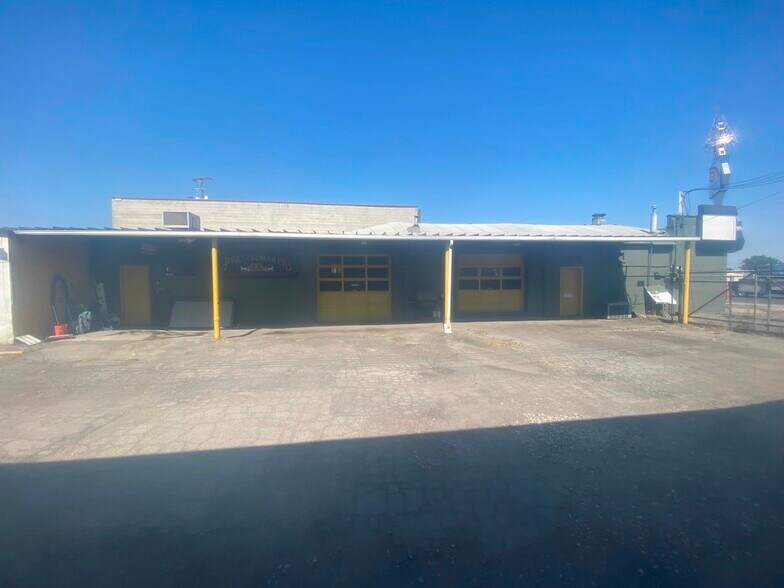 More Photos Of 257 W 3300 S, Salt Lake City Industrial For Sale
