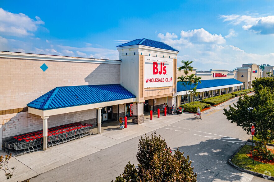 More Photos Of 500 N State Road 7, Royal Palm Beach Unknown For Sale