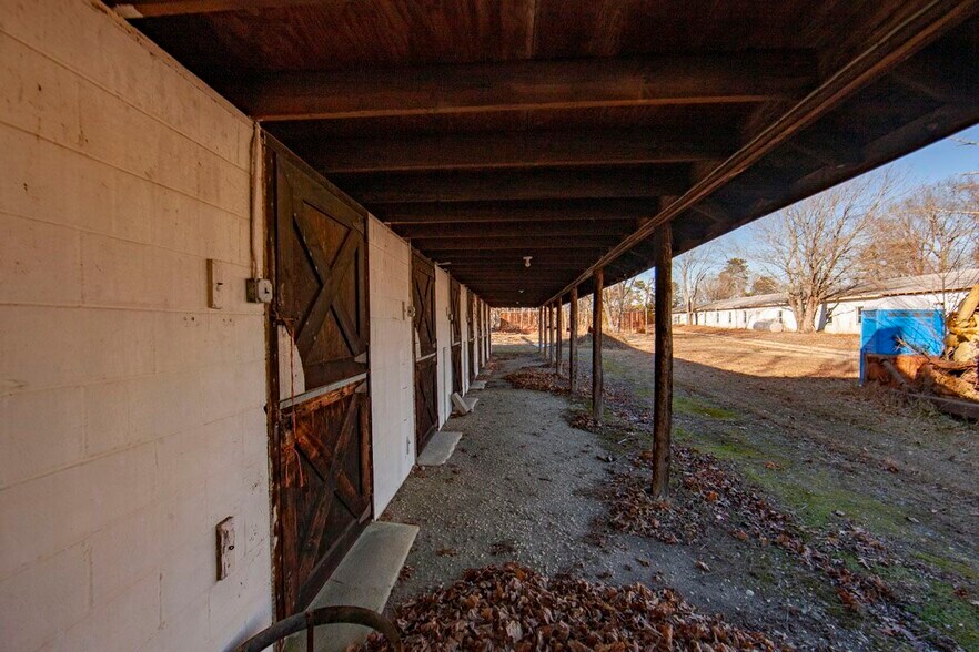 More Photos Of 98 Cumberland Ave, Estell Manor Land For Sale