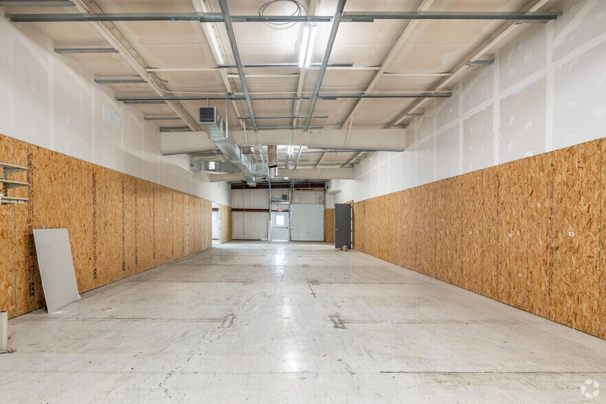 More Photos Of 3970 Staunton Tpke, Parkersburg Light Distribution For Lease