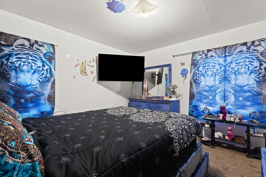 More Photos Of 12880 Dolphin St, Detroit Apartments For Sale