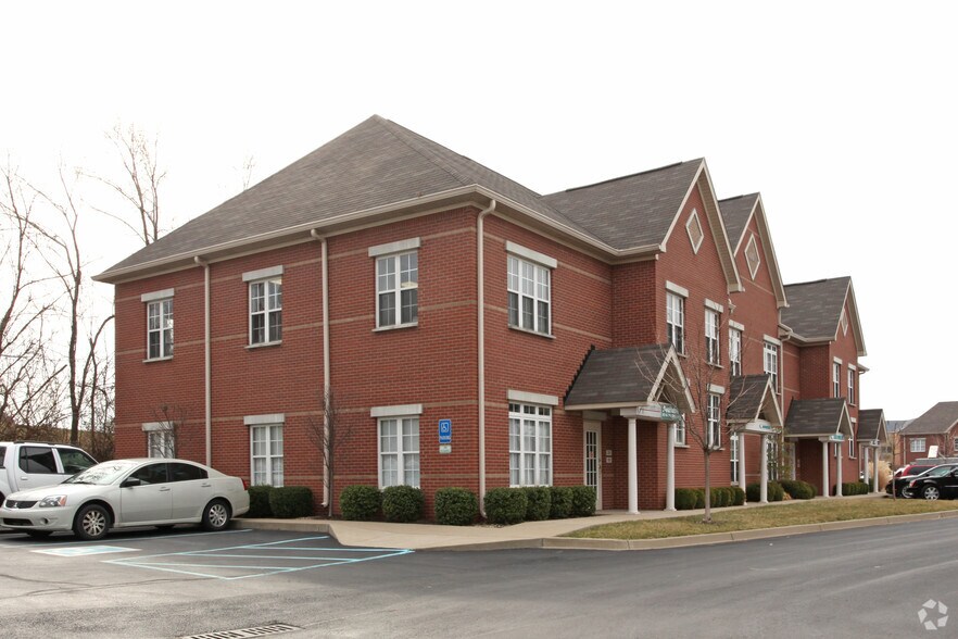 More Photos Of 601 N Shore Dr, Jeffersonville Medical For Sale