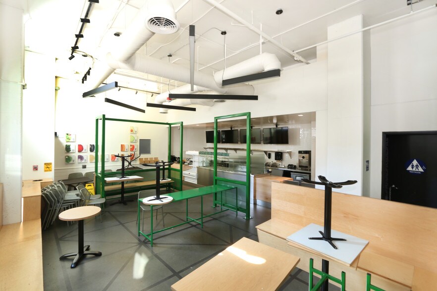 More Photos Of 801 S Hope St, Los Angeles Apartments For Lease
