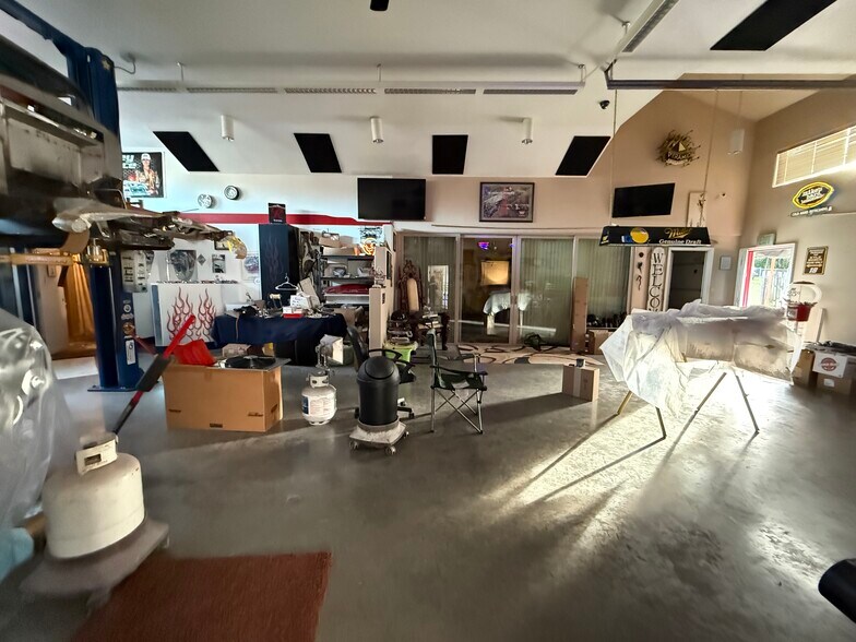 More Photos Of 3935 NE Everett St, Camas Specialty For Sale