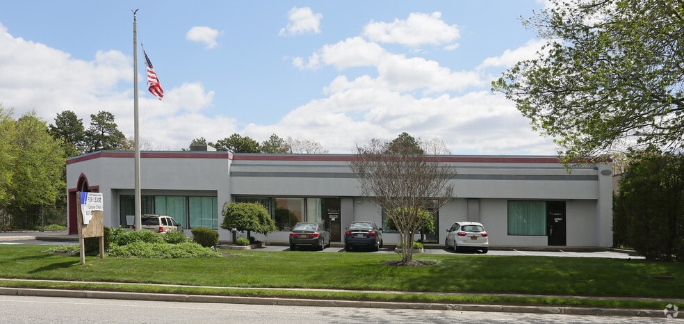 More Photos Of 7 Old Dock Rd, Yaphank Manufacturing For Sale