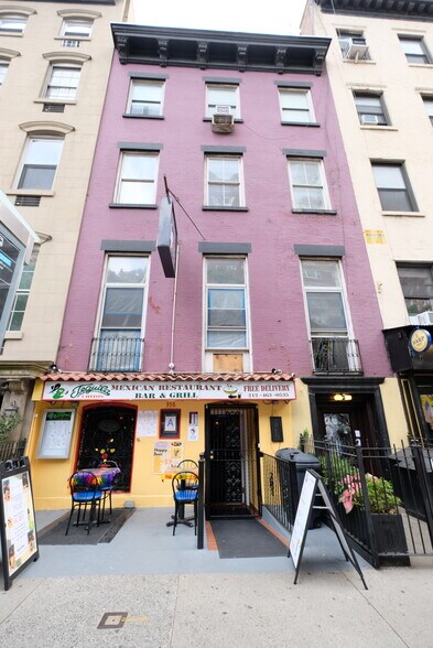 More Photos Of 358 W 23rd St, New York Multifamily For Sale