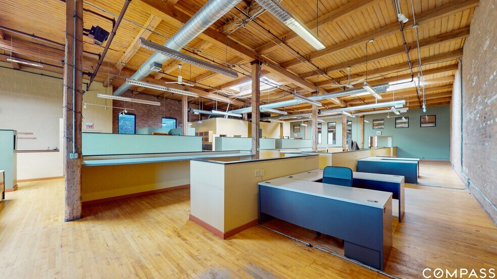 More Photos Of 2241 S Wabash Ave, Chicago Loft Creative Space For Sale