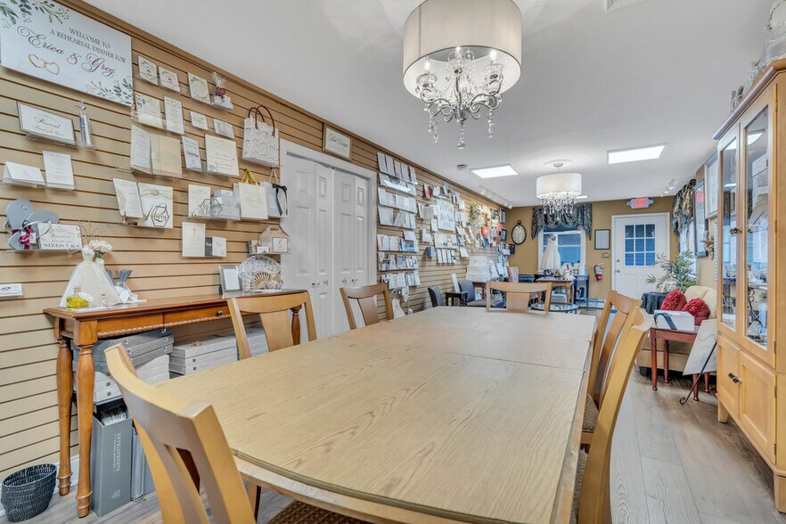 More Photos Of 411 State Route 34 N, Colts Neck Storefront Retail Office For Lease