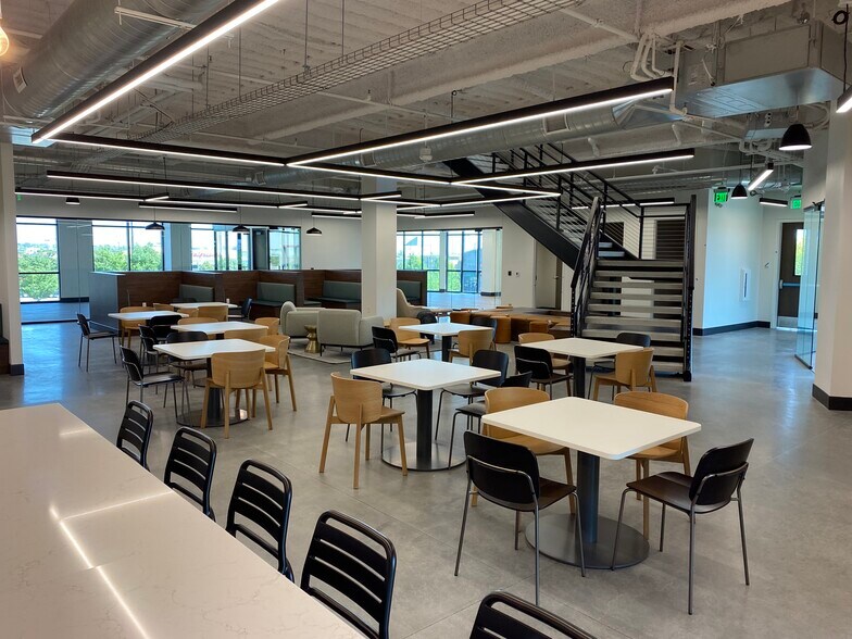 More Photos Of 139 N Hunter Grove Ln, Lehi Office For Lease