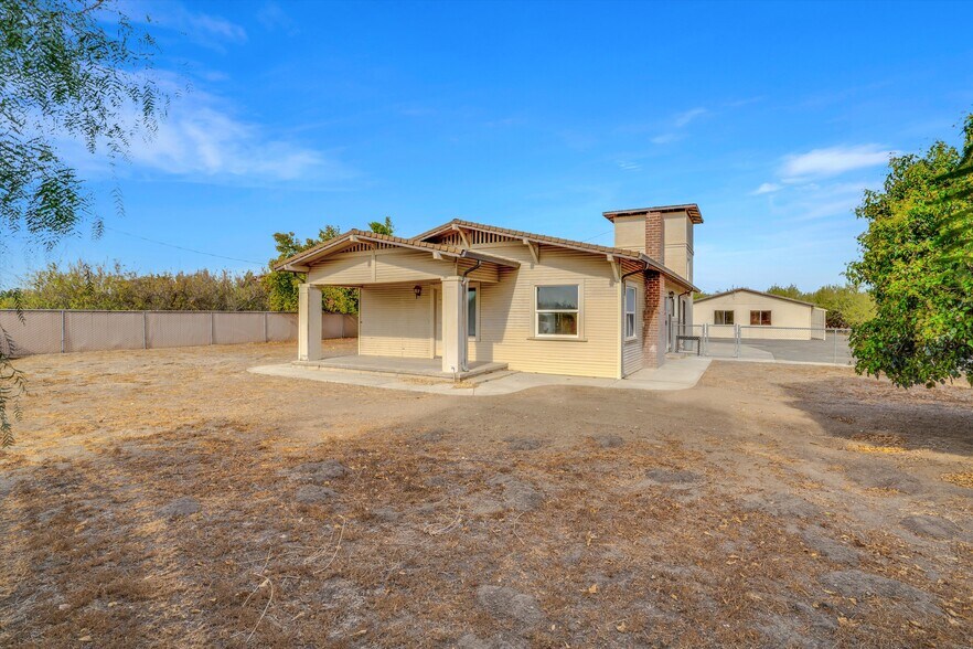 More Photos Of 21549 E River Rd, Escalon Land For Sale