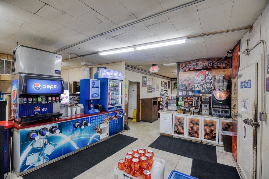 More Photos Of 2414 Main St, Lewiston Convenience Store For Sale
