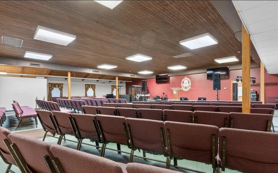 More Photos Of 3111 Normandy Dr, Springfield Office For Sale
