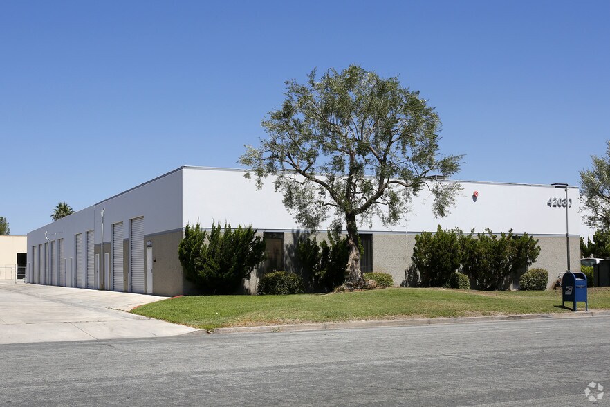 More Photos Of 42030 Avenida Alvarado, Temecula Flex For Lease