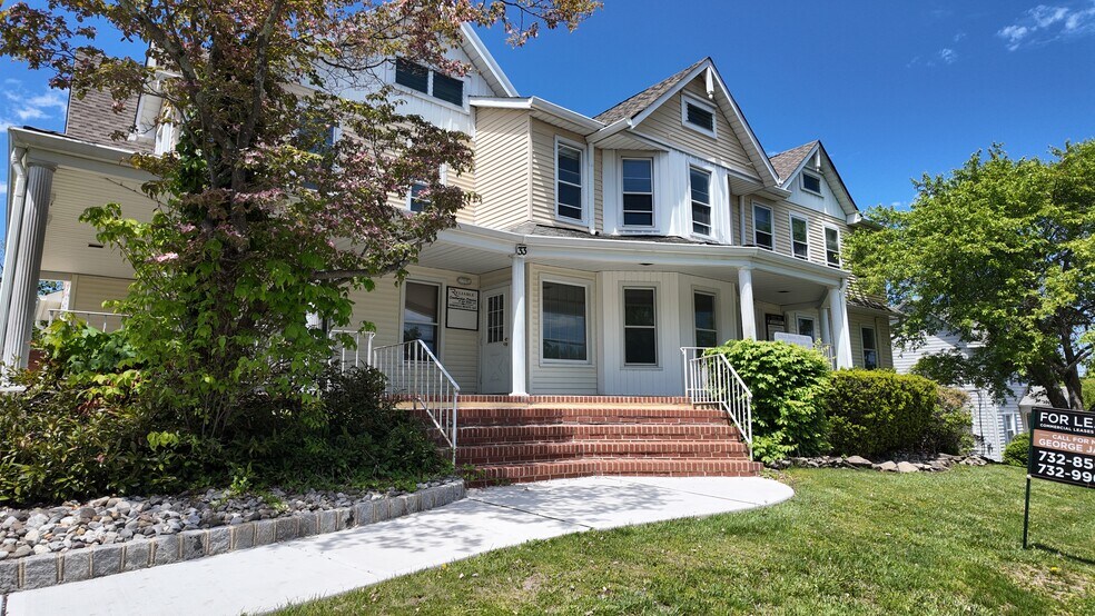 More Photos Of 33 N Main St, Marlboro Office For Lease