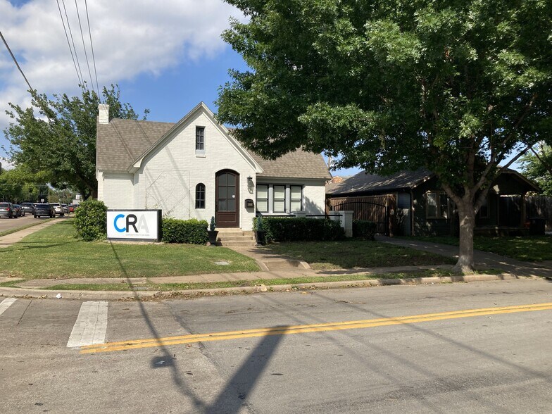 More Photos Of 4344 Congress Ave, Dallas Office For Sale