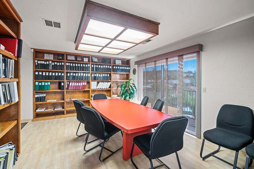 More Photos Of 2828 Easy St, Placerville Office For Sale