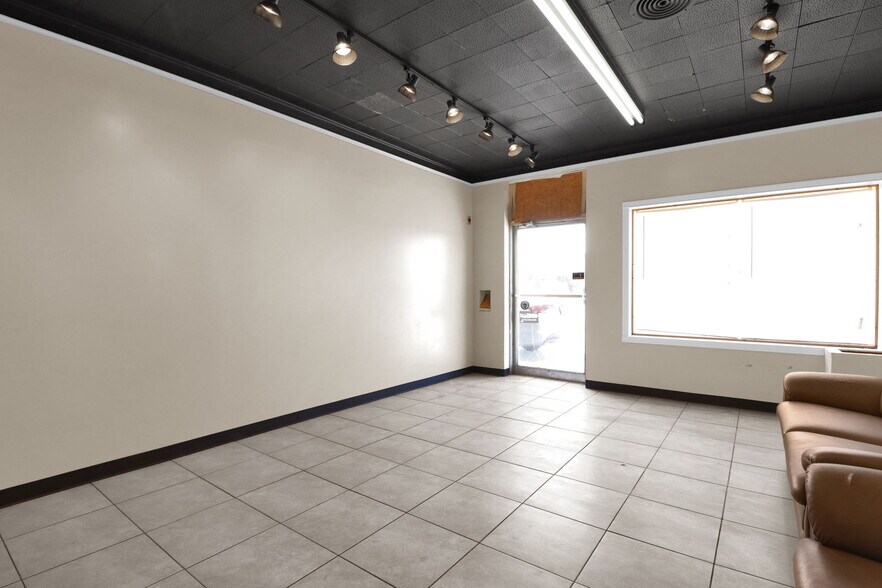 More Photos Of , Dayton General Retail For Sale