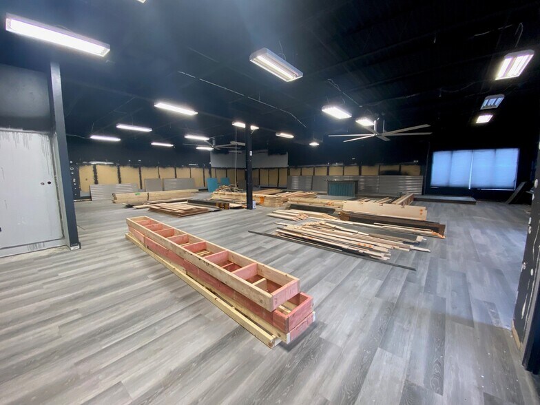 More Photos Of 2828 N Richmond St, Appleton Freestanding For Lease