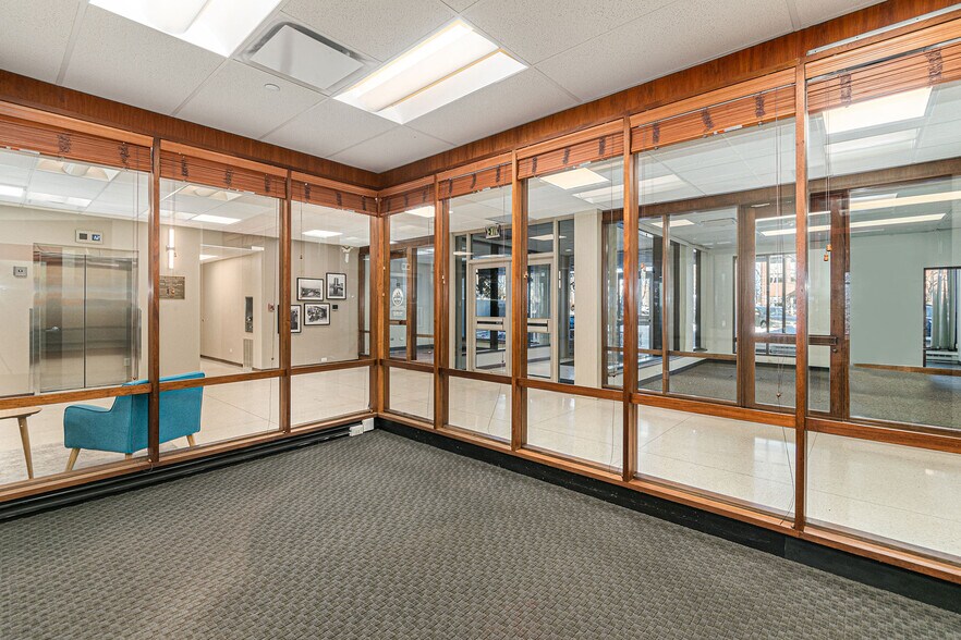 More Photos Of 215 W Oak St, Fort Collins Office For Sale
