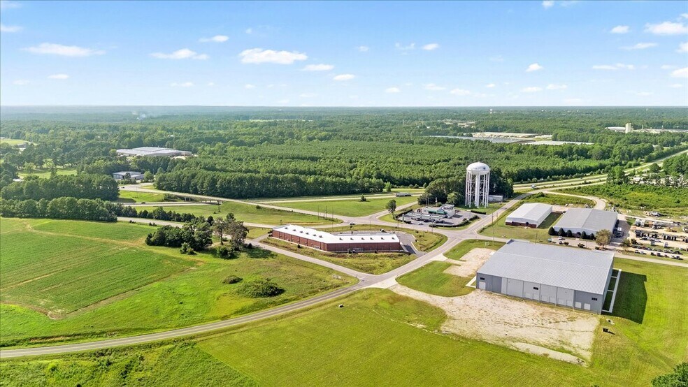 More Photos Of 40 Industrial Park Dr, Henderson Medical For Lease