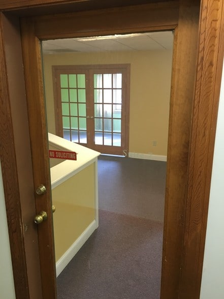 More Photos Of 80 Worcester St, North Grafton Storefront Retail Office For Lease