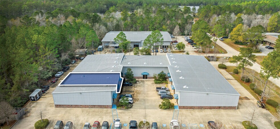 Primary Photo Of 68361 Commercial Way, Mandeville Warehouse For Sale