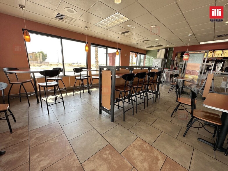 More Photos Of 205 Trask St, Bakersfield Fast Food For Lease