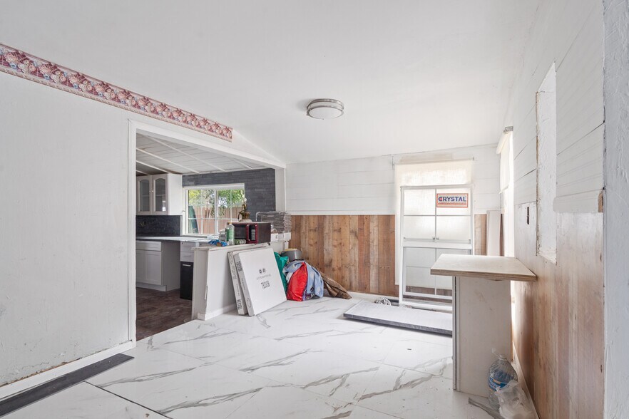 More Photos Of 816-880 E Lakeshore Dr, Lake Elsinore Land For Sale