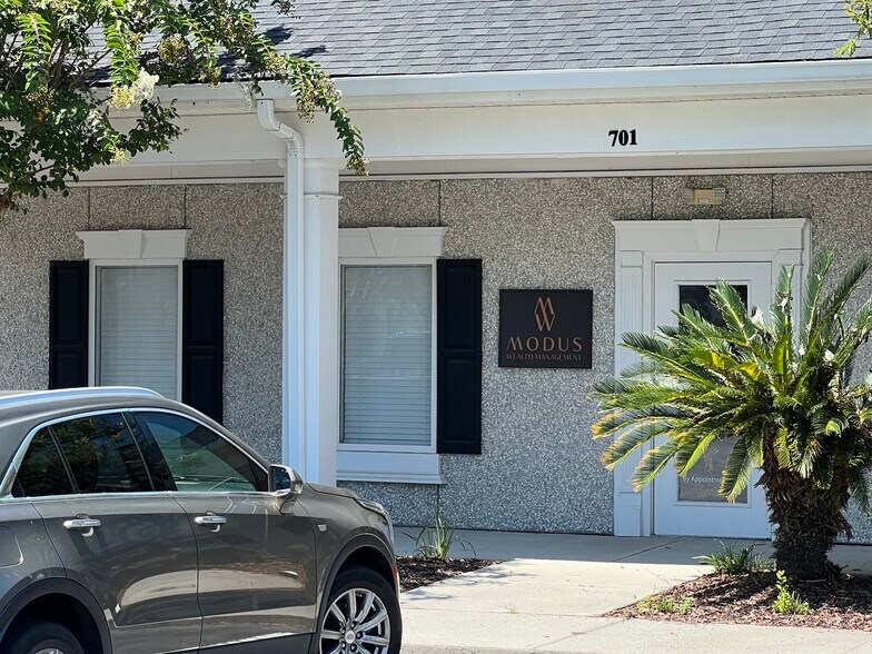 More Photos Of 29 Plantation Park Dr, Bluffton Medical For Sale