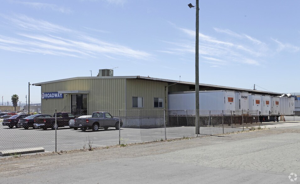 More Photos Of 3872 Sprig Dr, Benicia Distribution For Lease