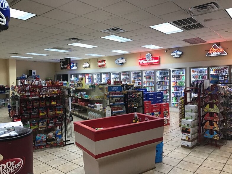 More Photos Of 19011 Fm 365 Rd, Beaumont Service Station For Sale