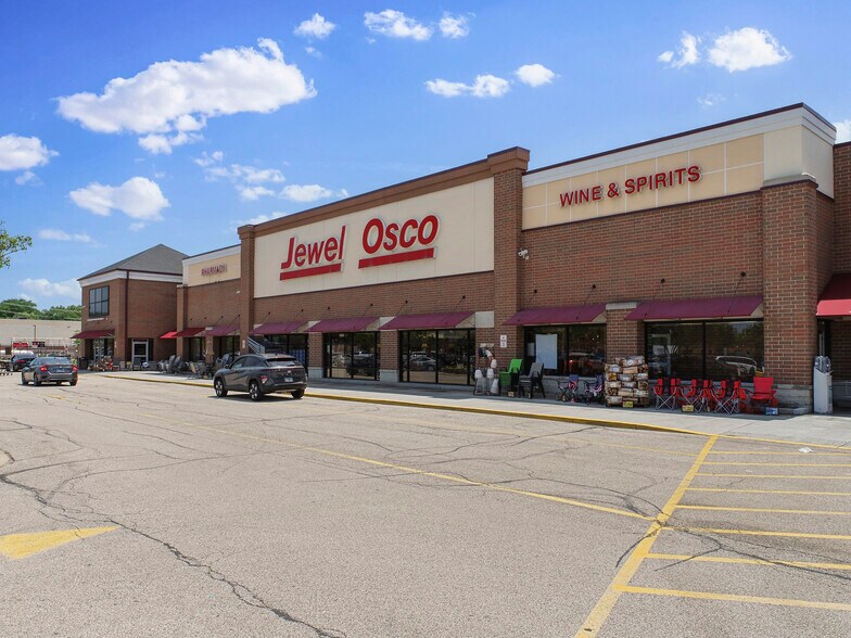 More Photos Of 811-957 E Belvidere Rd, Grayslake Unknown For Lease