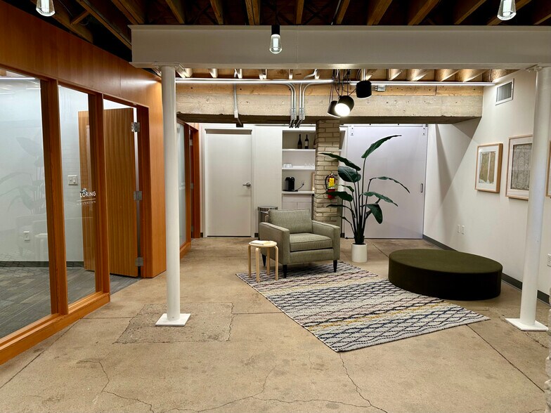 More Photos Of 1619 Hennepin Ave, Minneapolis Office For Lease