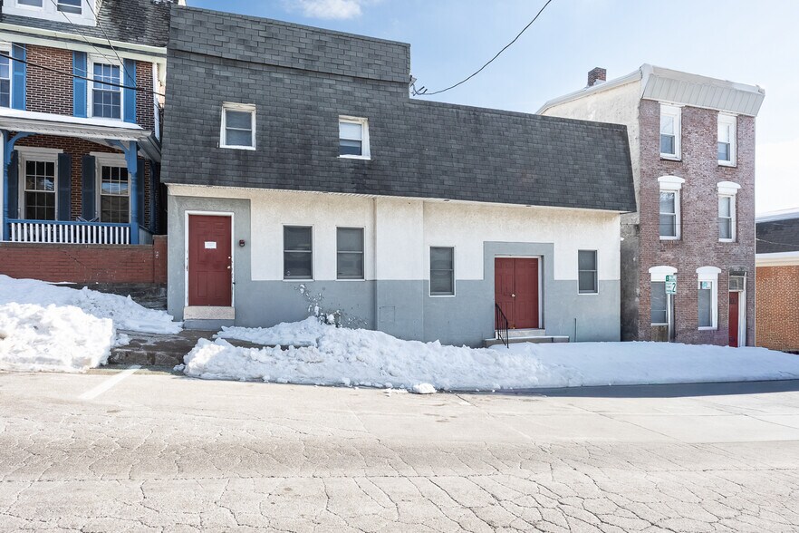 More Photos Of 67-73 Harry St, Conshohocken Office For Lease