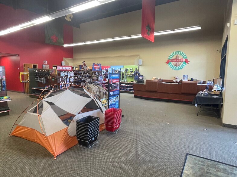More Photos Of 2214-2222 Highway 10, Mounds View Storefront Retail Office For Lease
