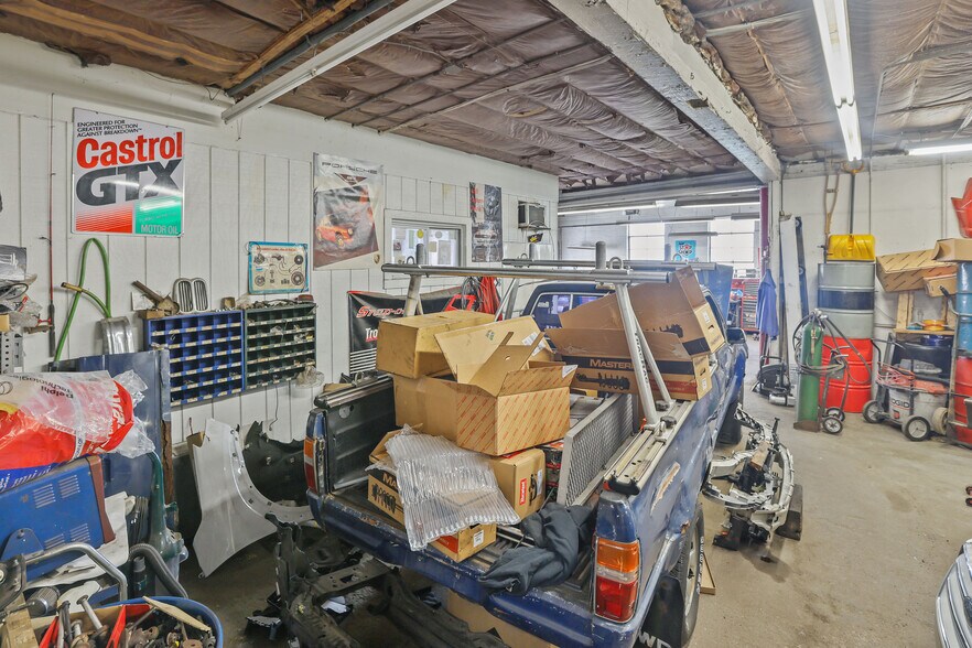 More Photos Of 19 Benefit St, Pawtucket Industrial For Sale