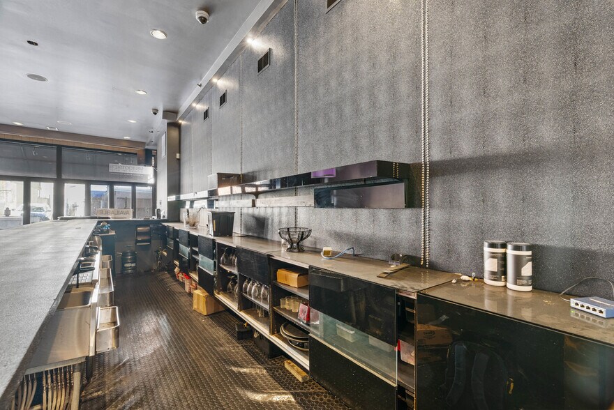 More Photos Of 1312 South St, Philadelphia Storefront Retail Residential For Sale