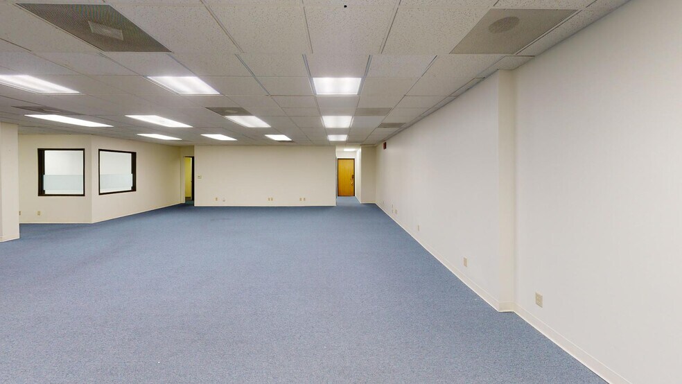 More Photos Of 370 Amapola Ave, Torrance Unknown For Lease