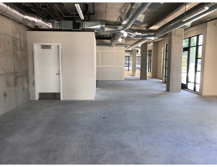 More Photos Of 518 NE 20th Ave, Portland Apartments For Lease
