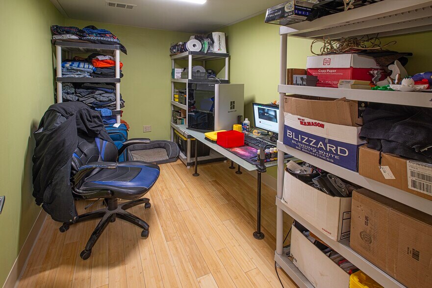 More Photos Of 270 Pleasant St, Northampton Office For Sale