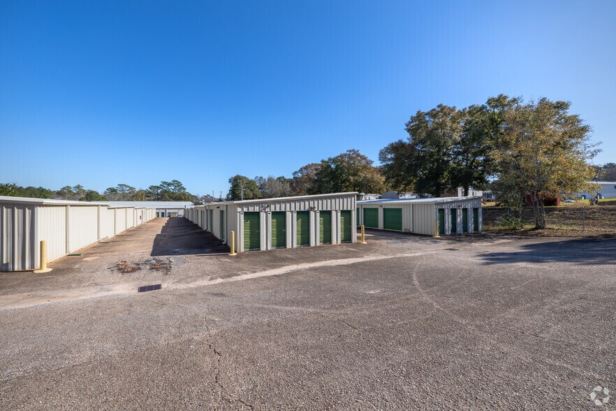 More Photos Of 1300 Schillinger Rd S, Mobile Self Storage For Sale