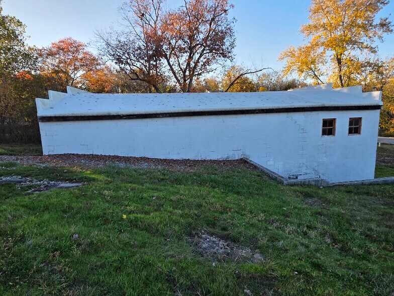 More Photos Of 520 E Main St, Houston Industrial For Sale