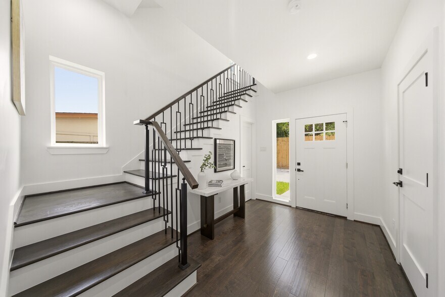More Photos Of 5024 Winnetka St, Houston Multifamily For Sale