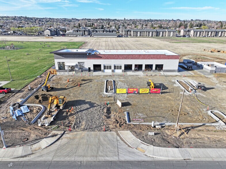 More Photos Of 6905 W Nob Hill Blvd, Yakima Auto Repair For Sale