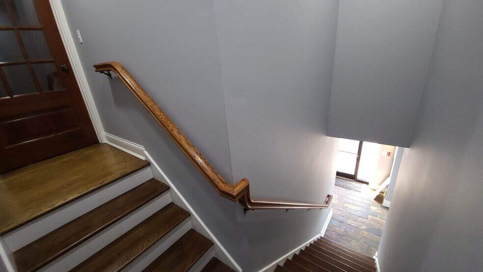 More Photos Of 9550 W Sergo Dr, McCook Light Distribution For Lease