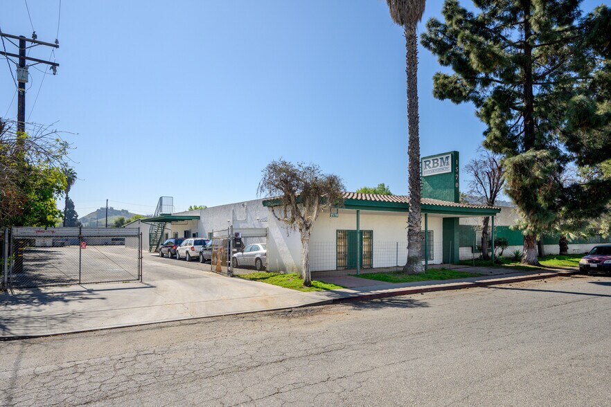 More Photos Of 1570 W Mission Blvd, Pomona Manufacturing For Lease