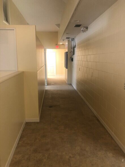 More Photos Of 1205 University Blvd N, Jacksonville Daycare Center For Sale