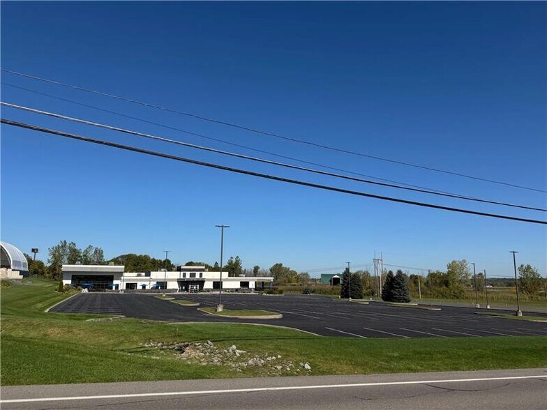 More Photos Of 3535 Walters Rd, Syracuse Restaurant For Sale