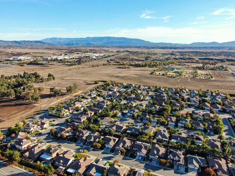 More Photos Of Benton @ Washington Street, Winchester Land For Sale